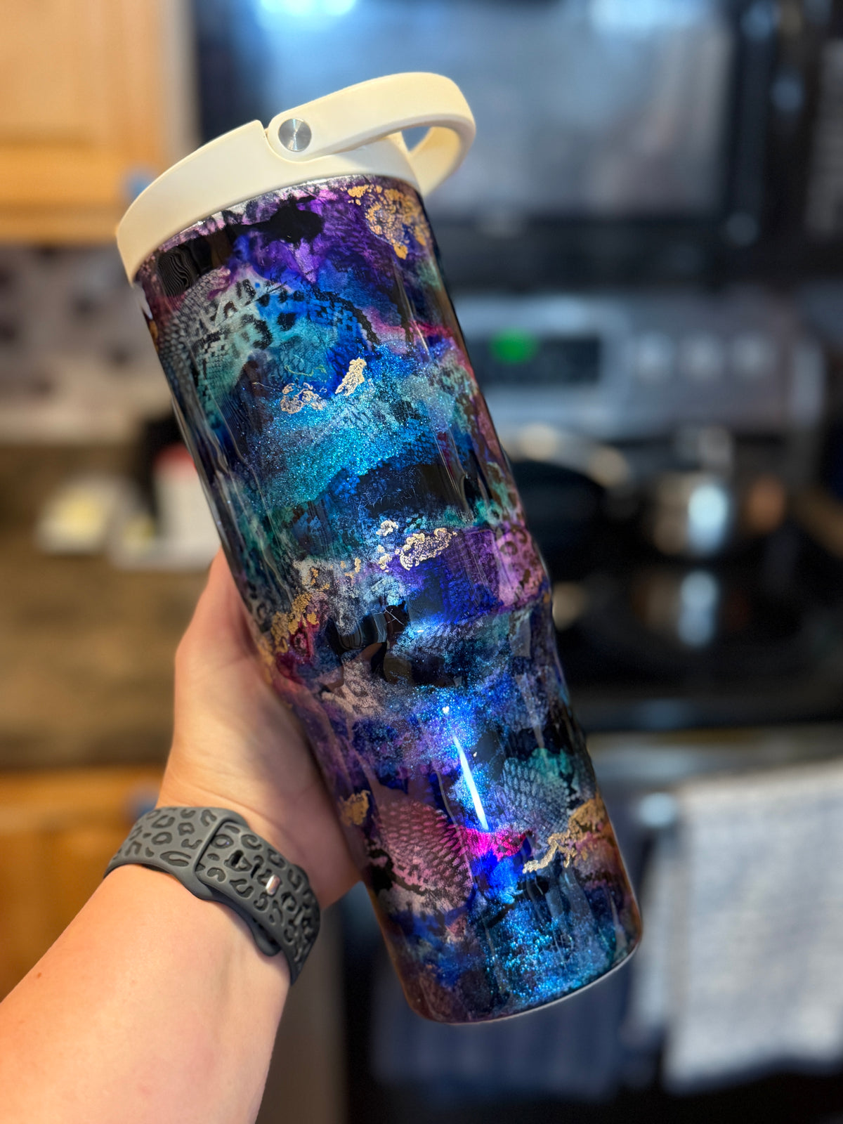 NWOT 32 oz Ink’d Animal Print HydroJug Sport