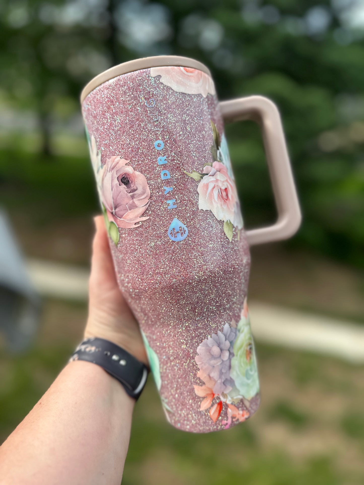 EUC 40 oz Glittered Floral Mauve HydroJug